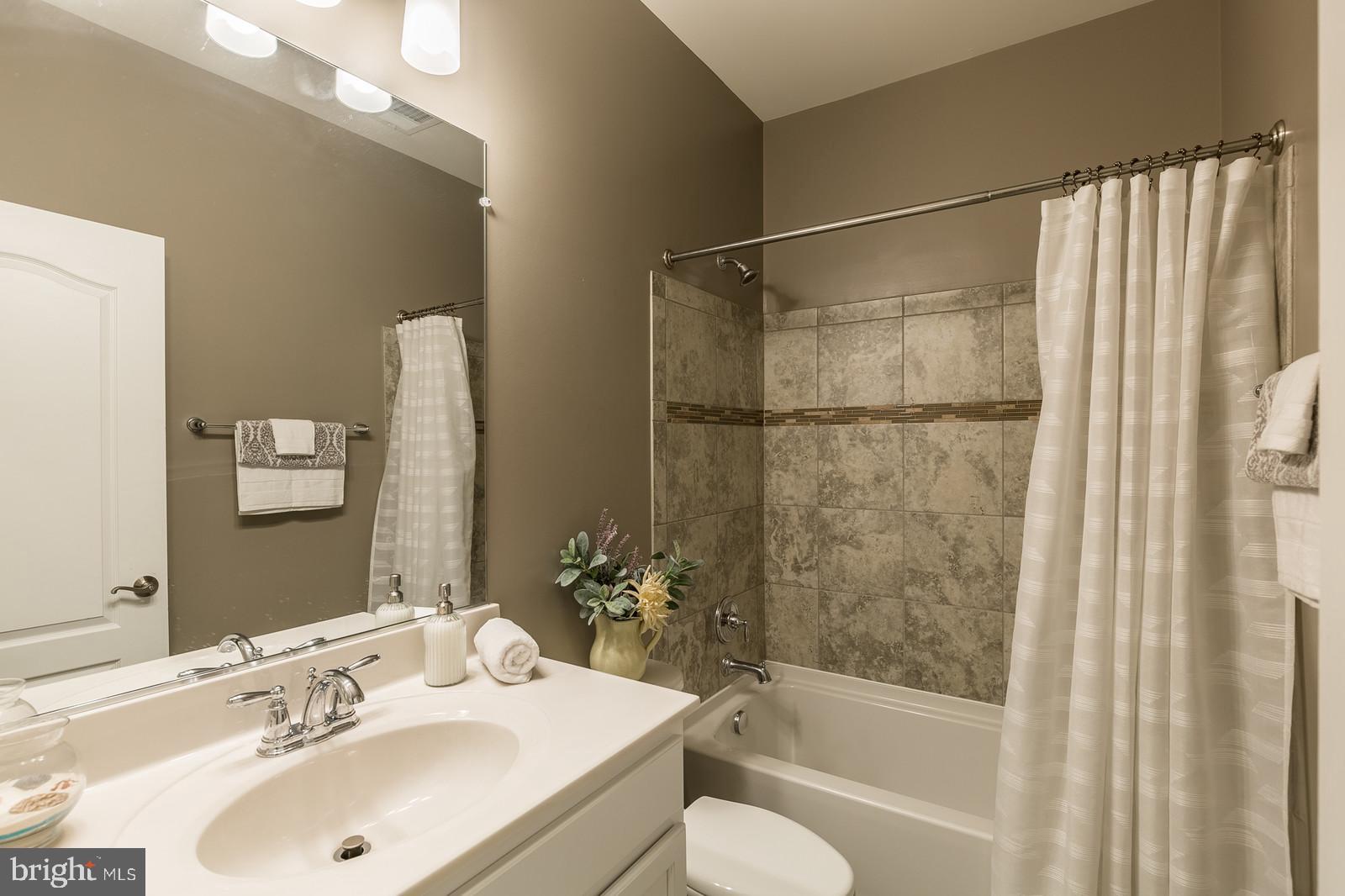 7371 Riding Meadow Way Manassas, VA 20111 - Photo 24 of 31 Gallery Image 24