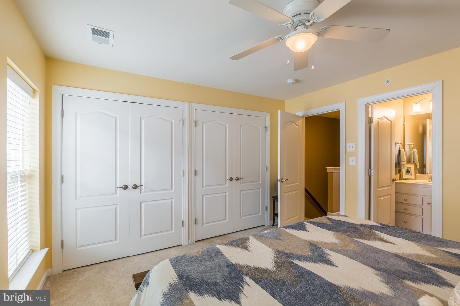 7371 Riding Meadow Way Manassas, VA 20111 - Photo 6 of 31 Gallery Image 6