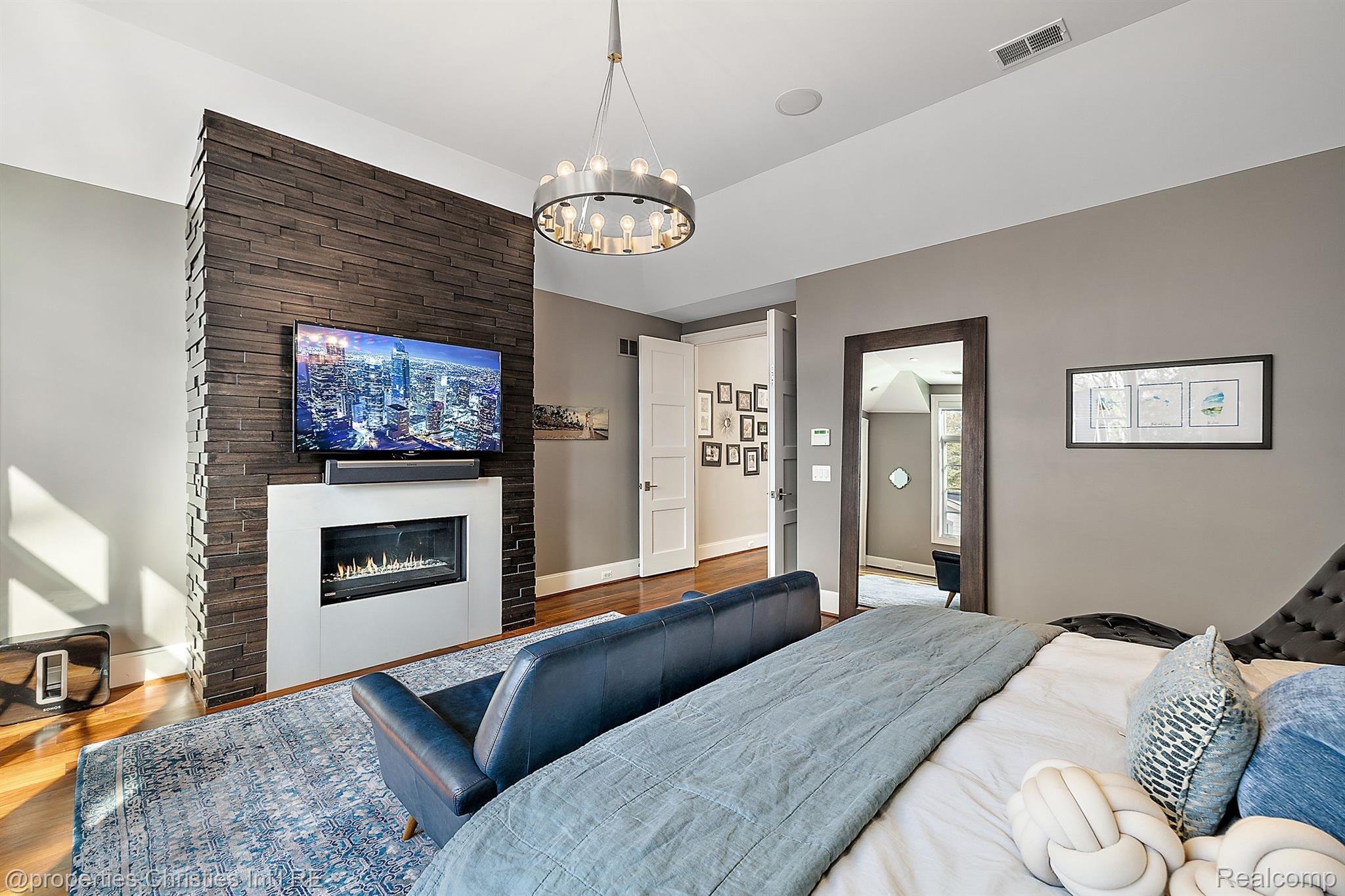 375 Baldwin Road Birmingham, MI 48009 - Photo 36 of 73 Gallery Image 36