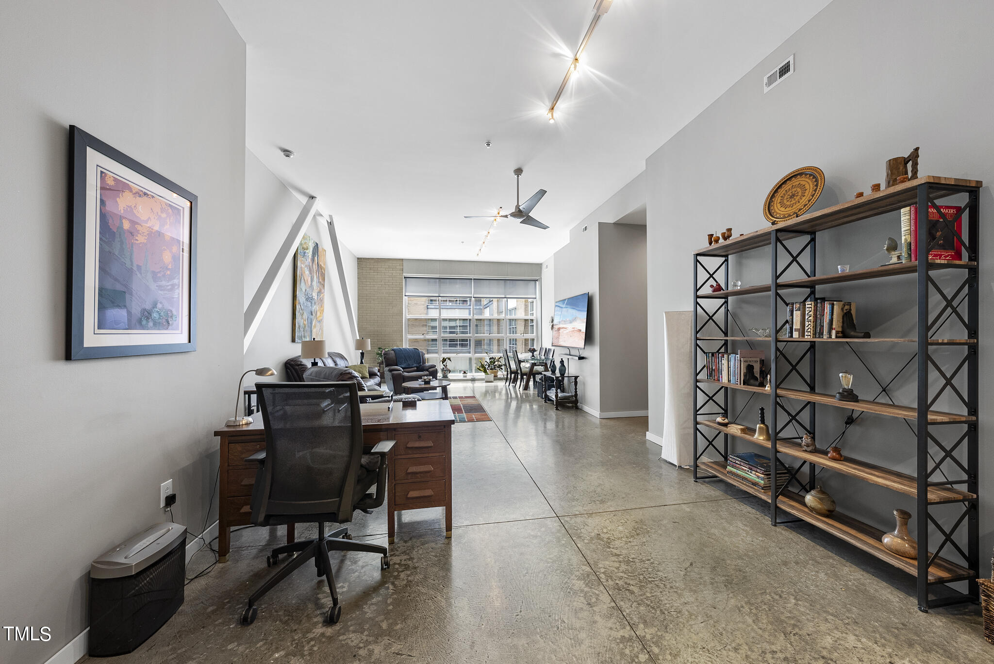 319 Fayetteville Street, Unit 414 Raleigh, NC 27601 - Photo 4 of 28 DSC03027