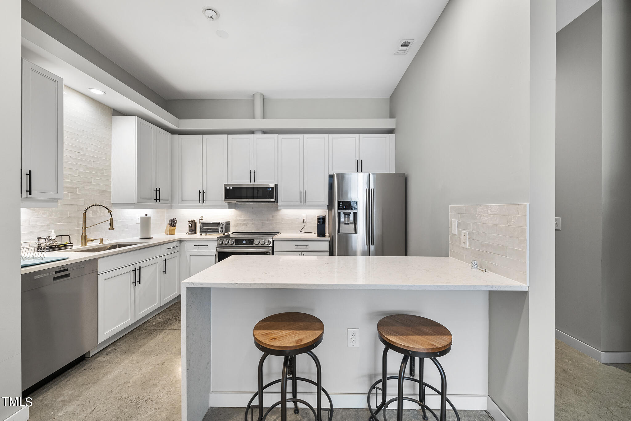 319 Fayetteville Street, Unit 414 Raleigh, NC 27601 - Photo 7 of 28 DSC03036