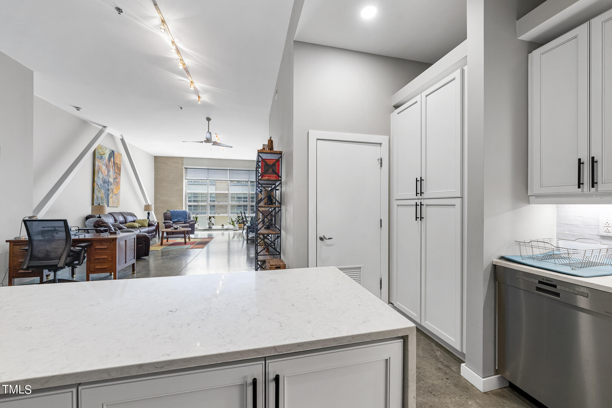 319 Fayetteville Street, Unit 414 Raleigh, NC 27601 - Photo 10 of 28 DSC03045