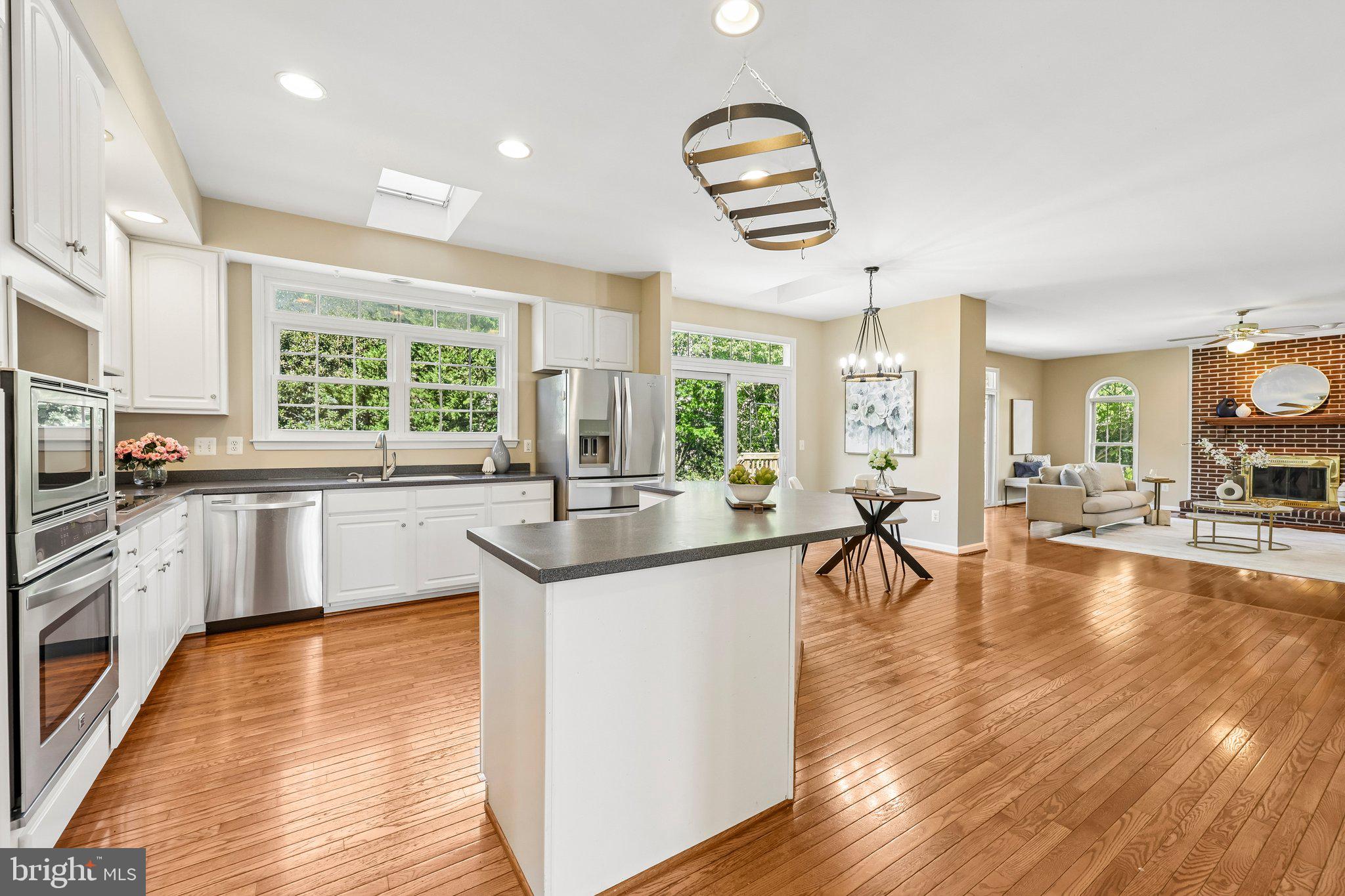 20547 Courier Ridge Place Ashburn, VA 20147 - Photo 17 of 76