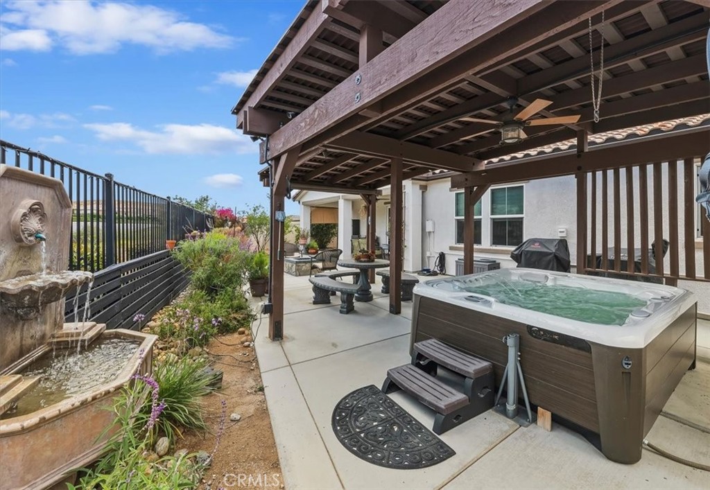 32937 Marin Fields Road Winchester, CA 92596 - Photo 32 of 47 a view of a backyard with sitting area