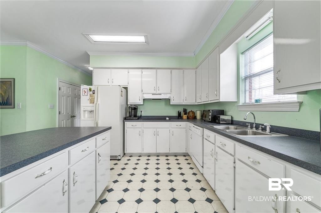 3909 St Andrews Loop East Mobile, AL 36693 - Photo 10 of 28