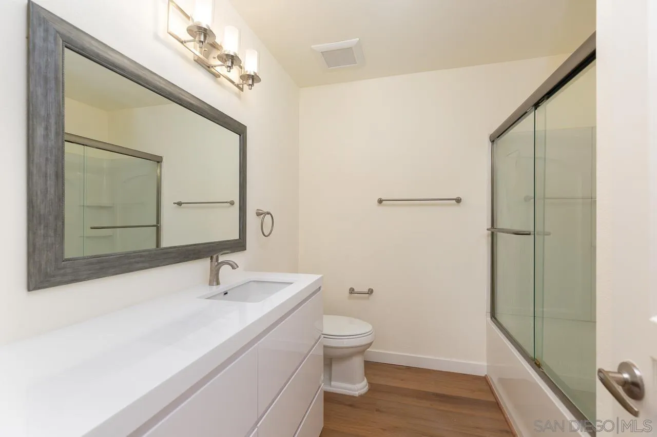 174 Chambers Street, Unit 1 El Cajon, CA 92020 - Photo 11 of 26