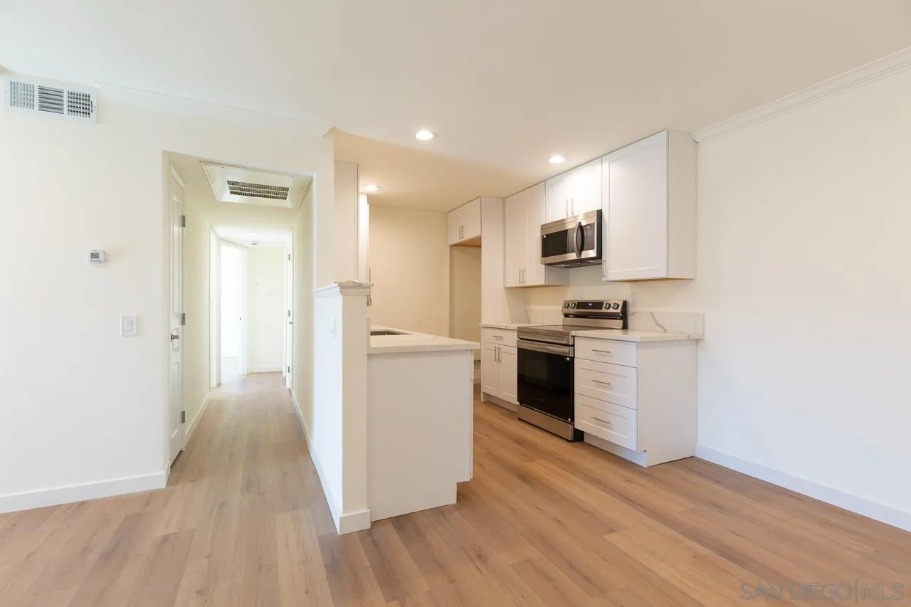174 Chambers Street, Unit 1 El Cajon, CA 92020 - Photo 4 of 26
