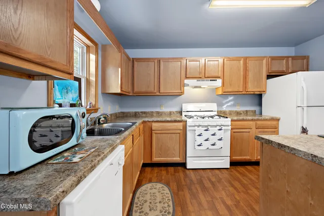 $359,000 | 134 Squaw Brook Trail, Indian Lake, NY 12842