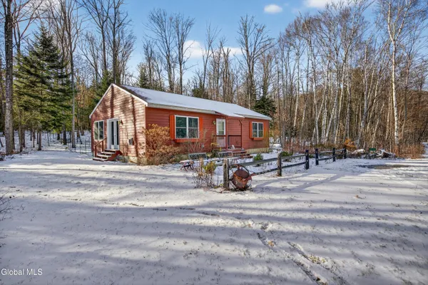 $344,000 | 134 Squaw Brook Trail, Indian Lake, NY 12842
