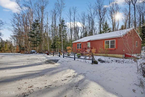 $344,000 | 134 Squaw Brook Trail, Indian Lake, NY 12842