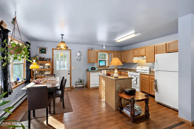 $359,000 | 134 Squaw Brook Trail, Indian Lake, NY 12842