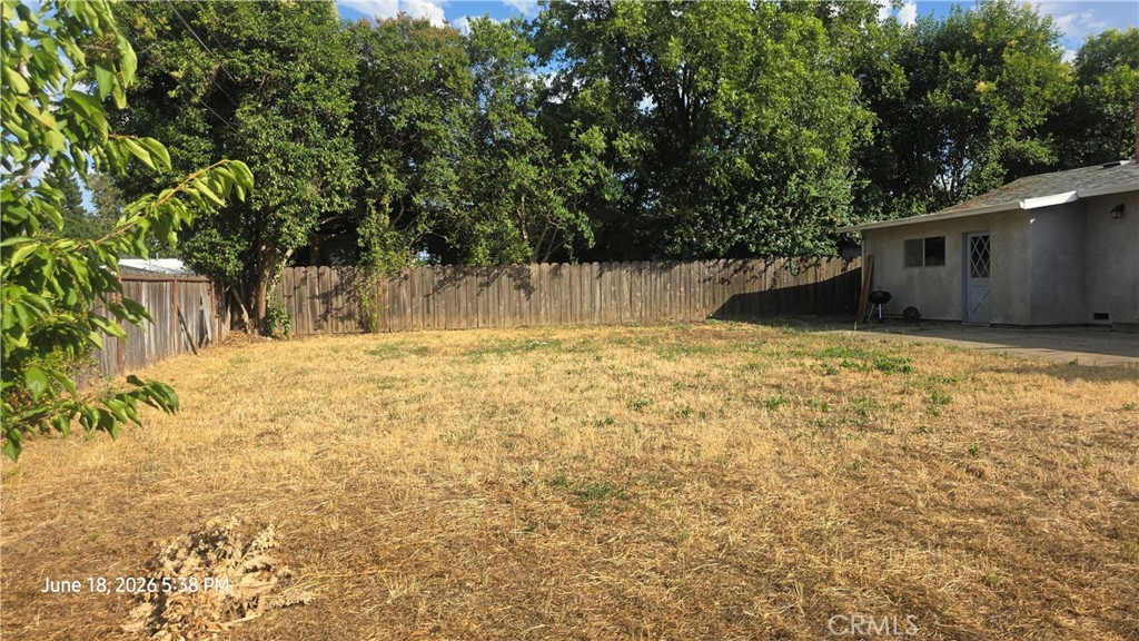39 Franciscan Way Chico, CA 95973 - Photo 35 of 37 Big back yard