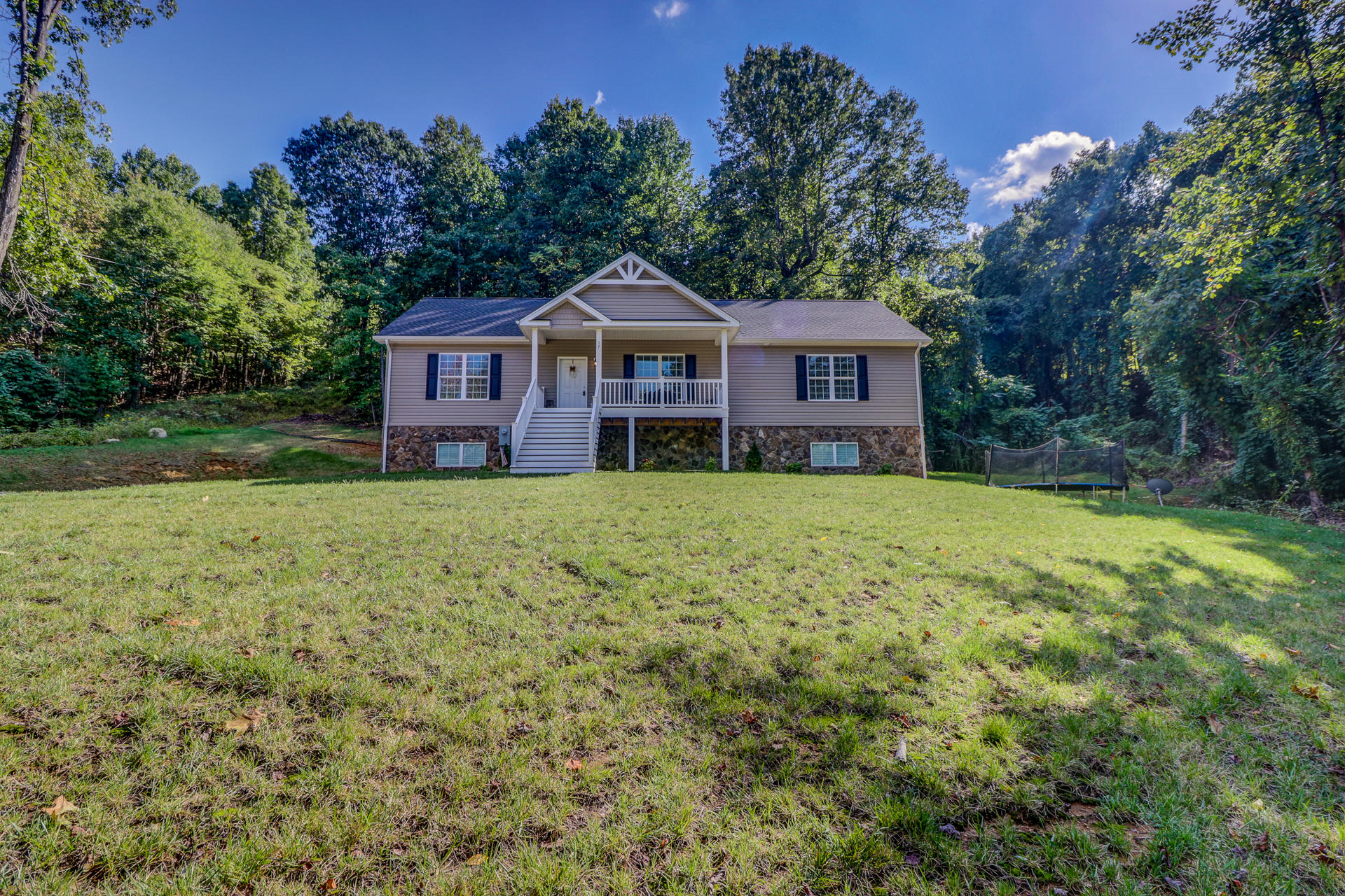 17 Silver Shadow Road Hardy, VA 24101 - Photo 31 of 31 a front view of a house with yard and green space