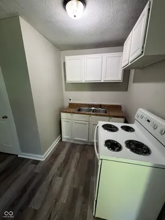 $845 | 2722 North Olney Street, Indianapolis, IN 46218