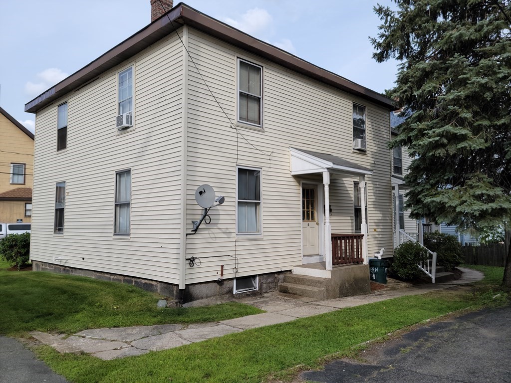 17 Fern Street Waltham, MA 02453 - Photo 2 of 14