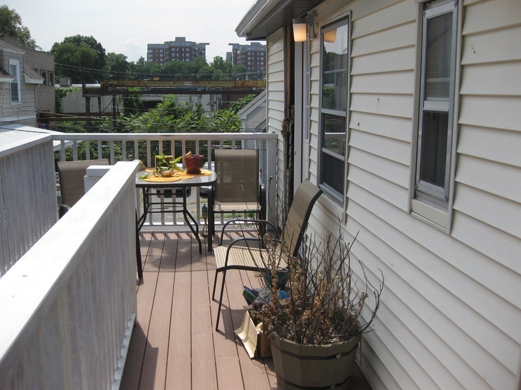 17 Fern Street Waltham, MA 02453 - Photo 4 of 14