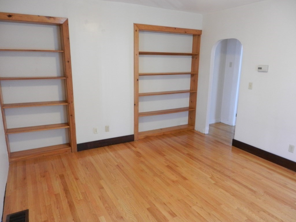 17 Fern Street Waltham, MA 02453 - Photo 10 of 14