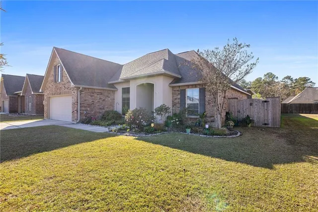 $275,000 | 42155 Broderick Avenue, Ponchatoula, LA 70454