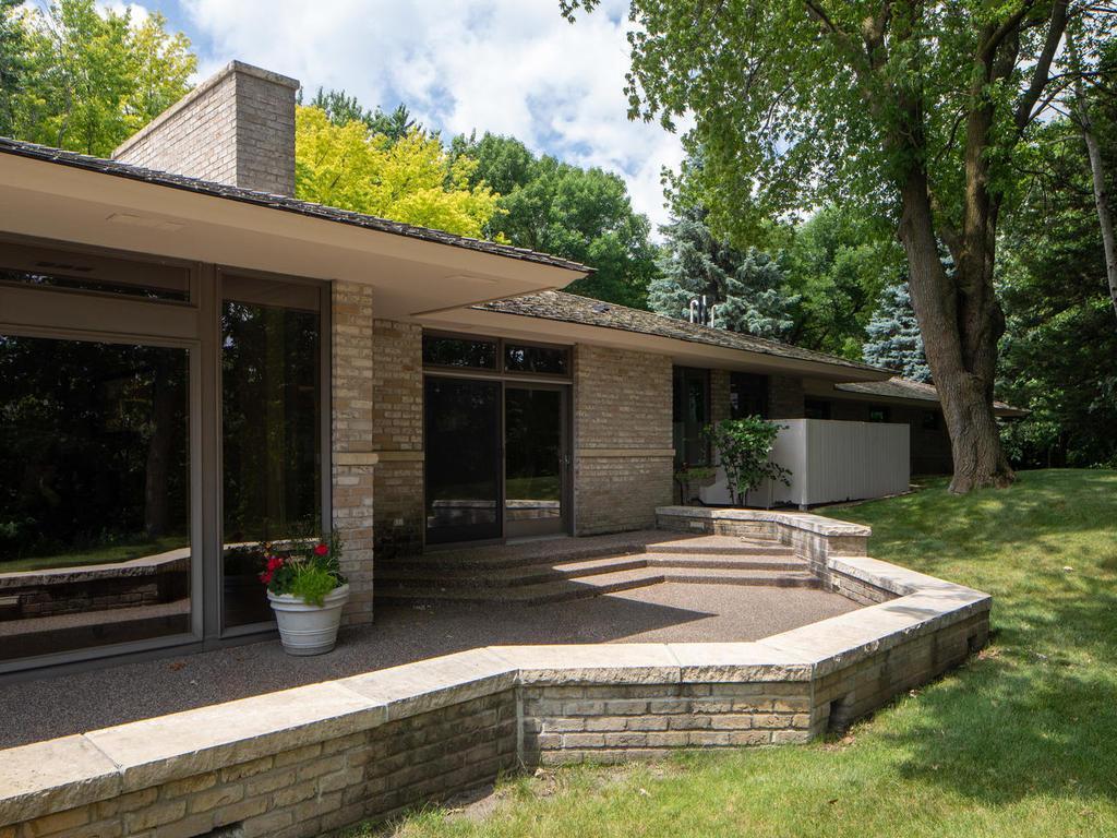 1000 Hesse Farm Road Chanhassen, MN 55318 - Photo 30 of 59 Gallery Image 30