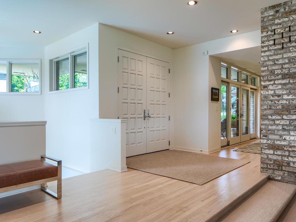 1000 Hesse Farm Road Chanhassen, MN 55318 - Photo 8 of 59 Gallery Image 8