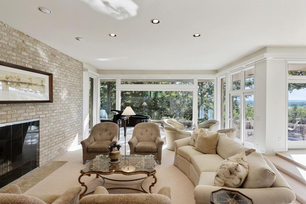 1000 Hesse Farm Road Chanhassen, MN 55318 - Photo 9 of 59 Gallery Image 9