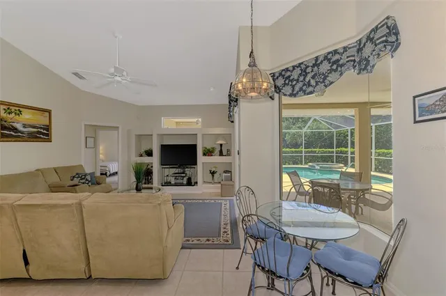 $640,000 | 6644 Butlers Crest Drive, Bradenton, FL 34203