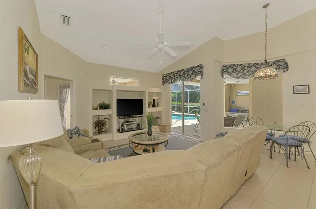 $640,000 | 6644 Butlers Crest Drive, Bradenton, FL 34203
