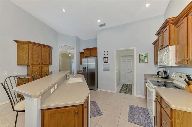 $640,000 | 6644 Butlers Crest Drive, Bradenton, FL 34203