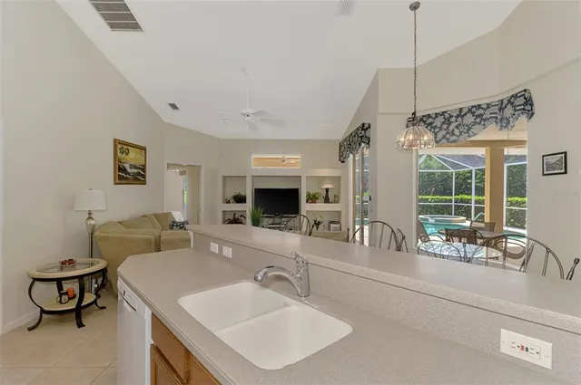 $640,000 | 6644 Butlers Crest Drive, Bradenton, FL 34203