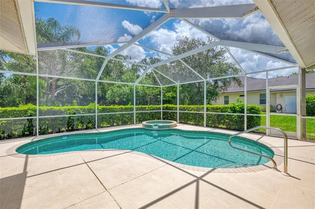 $640,000 | 6644 Butlers Crest Drive, Bradenton, FL 34203