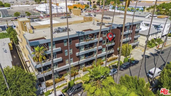 $770,000 | 6001 Carlton Way, Unit 303, Los Angeles, CA 90028