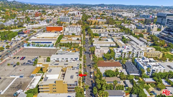 $770,000 | 6001 Carlton Way, Unit 303, Los Angeles, CA 90028