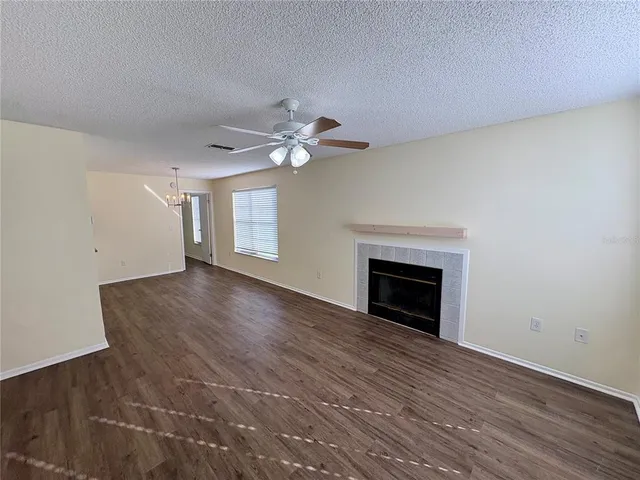 $1,400 | 3882 59th Avenue West, Unit 3882, Bradenton, FL 34210