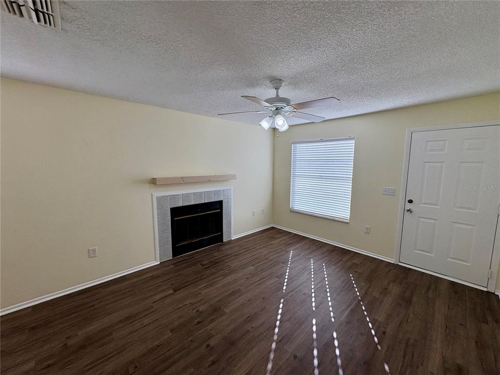 3882 59th Avenue West, Unit 3882 Bradenton, FL 34210 - Photo 9 of 27