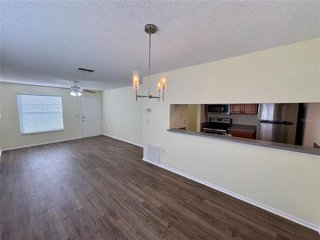 $1,400 | 3882 59th Avenue West, Unit 3882, Bradenton, FL 34210