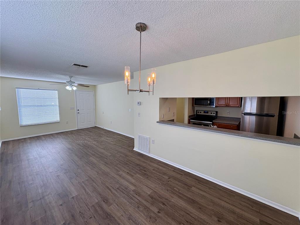 3882 59th Avenue West, Unit 3882 Bradenton, FL 34210 - Photo 10 of 27