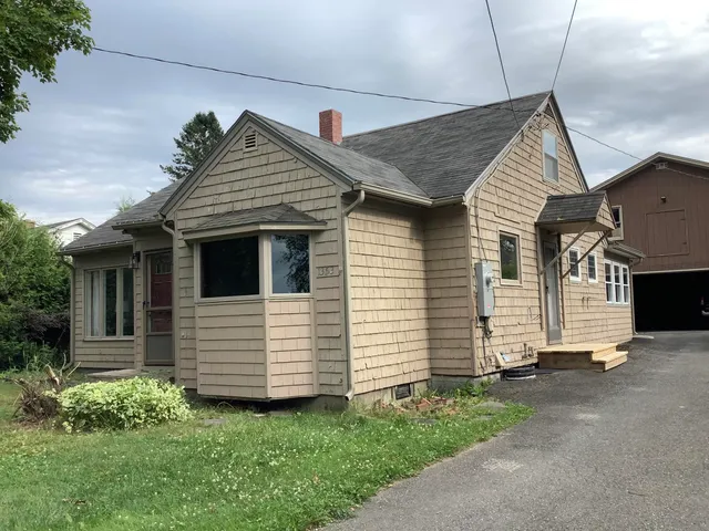 $199,900 | 1353 Main Street, Washburn, ME 04786