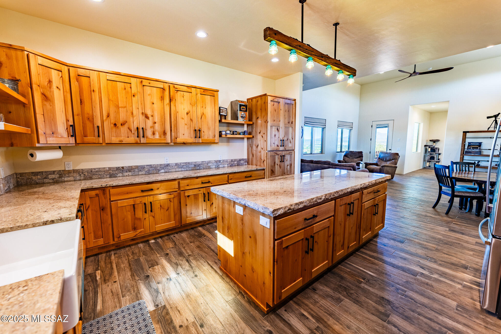 1121 North Apache Ridge Road Benson, AZ 85602 - Photo 14 of 47 R62B7847-HDR