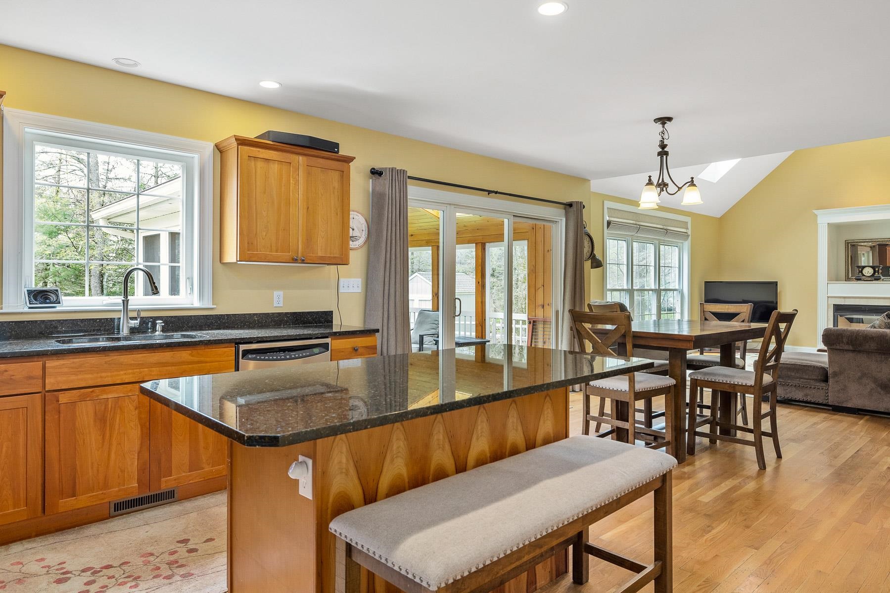 16 Emerson Road Durham, NH 03824 - Photo 11 of 40