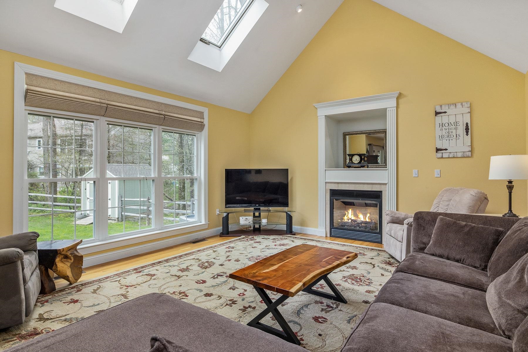 16 Emerson Road Durham, NH 03824 - Photo 15 of 40