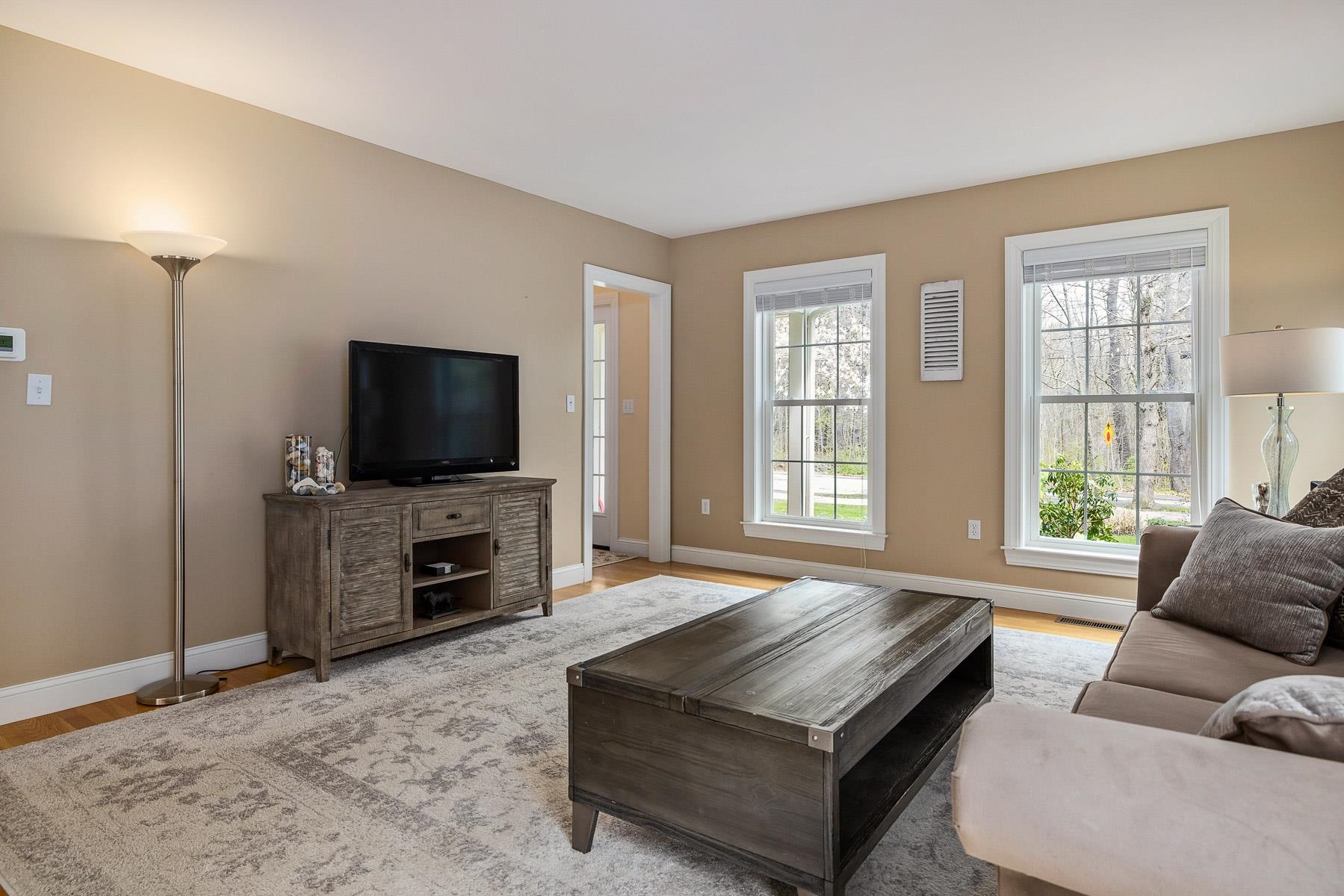 16 Emerson Road Durham, NH 03824 - Photo 7 of 40