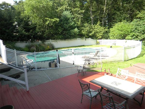 345 Candlestick Road North Andover, MA 01845 - Photo 18 of 21 Gallery Image 18