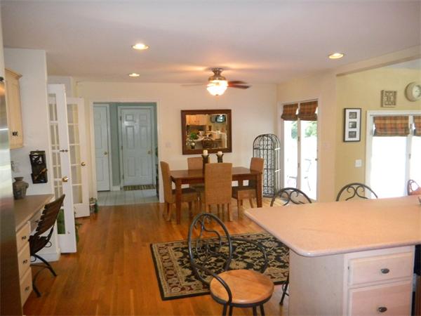 345 Candlestick Road North Andover, MA 01845 - Photo 5 of 21 Gallery Image 5