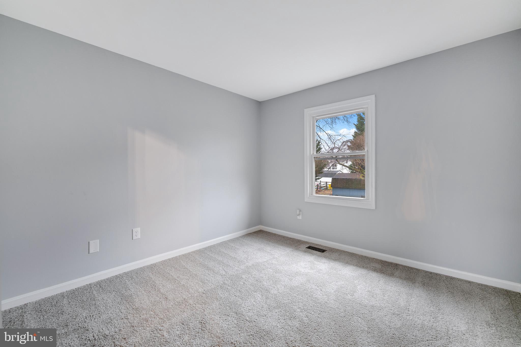8349 Sail Circle Pasadena, MD 21122 - Photo 20 of 43