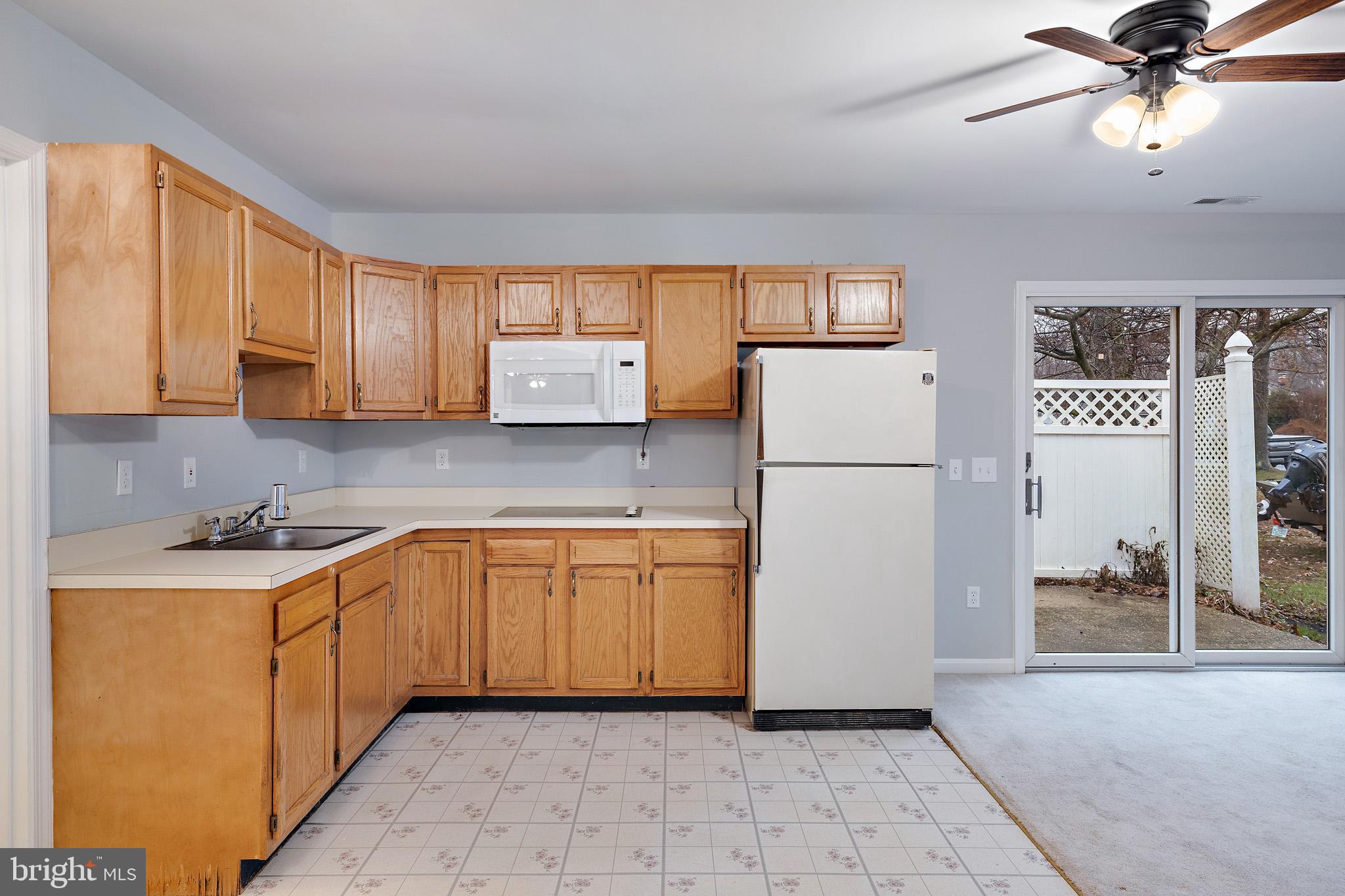 8349 Sail Circle Pasadena, MD 21122 - Photo 30 of 43
