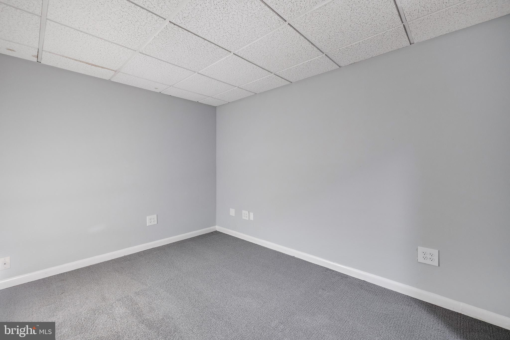 8349 Sail Circle Pasadena, MD 21122 - Photo 36 of 43