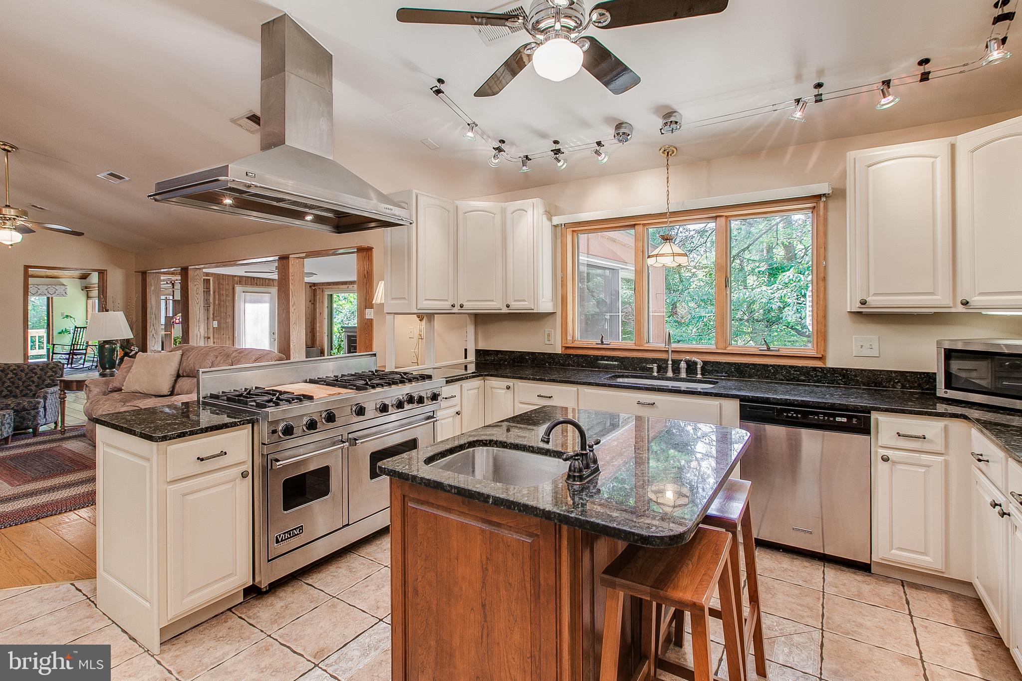 11896 Mountain Ash Road Clear Spring, MD 21722 - Photo 10 of 50 Tile floors....