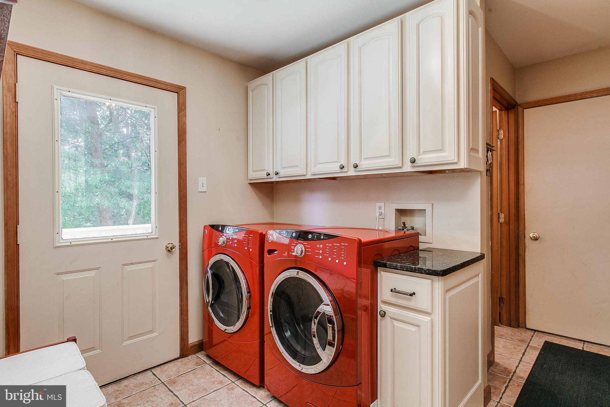 11896 Mountain Ash Road Clear Spring, MD 21722 - Photo 15 of 50 Laundry room...
