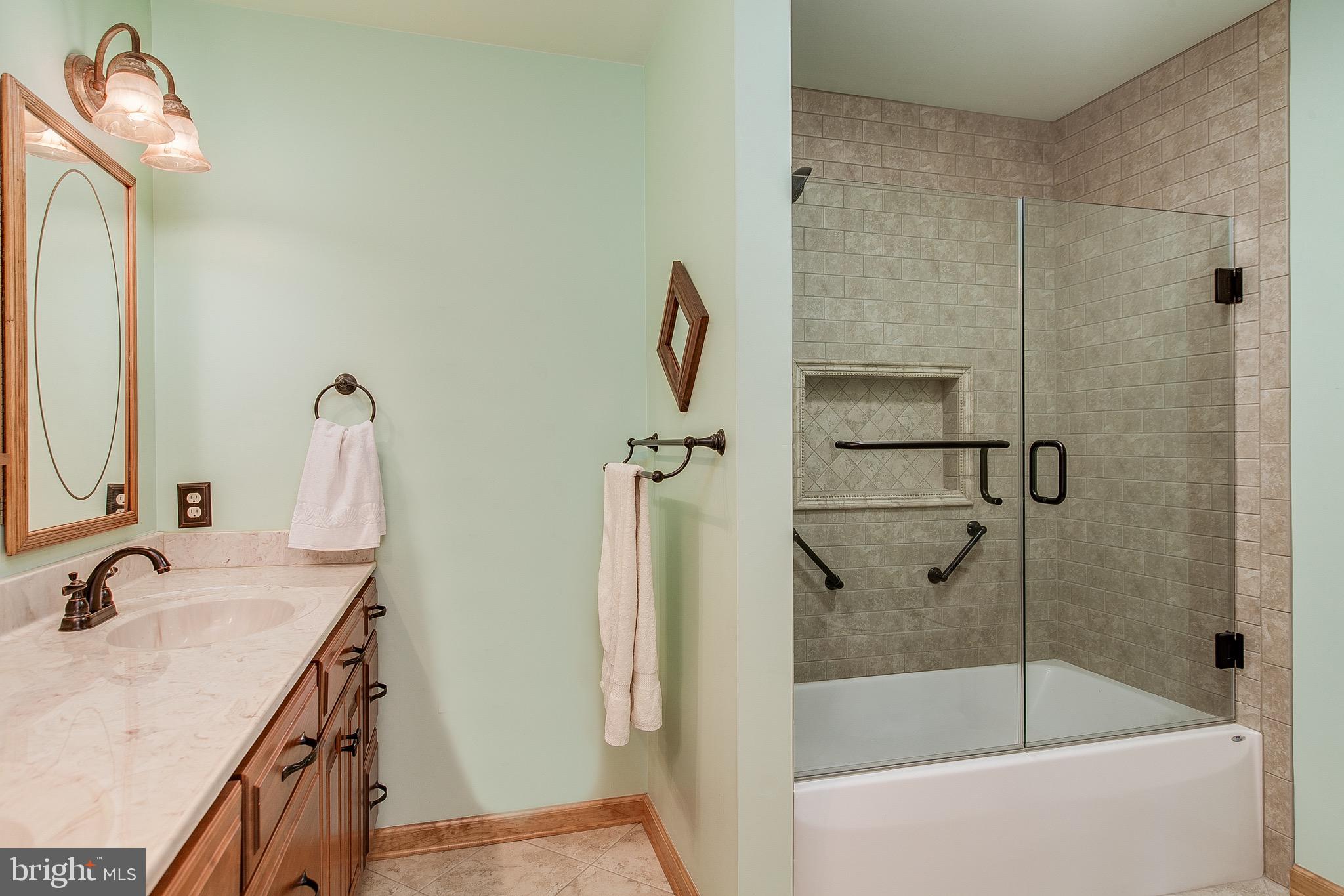 11896 Mountain Ash Road Clear Spring, MD 21722 - Photo 20 of 50 Custom master bath....