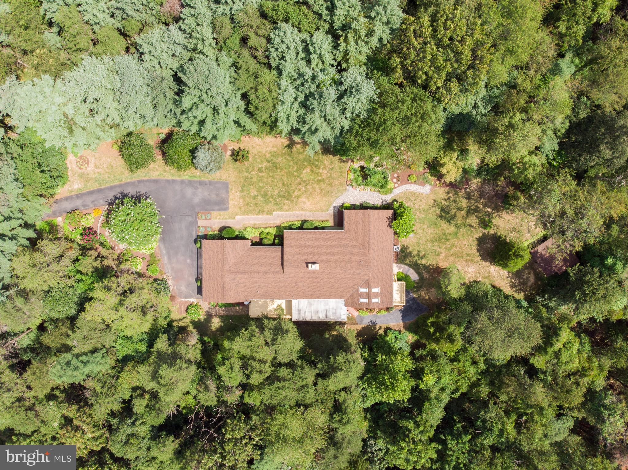 11896 Mountain Ash Road Clear Spring, MD 21722 - Photo 46 of 50 Privacy!
